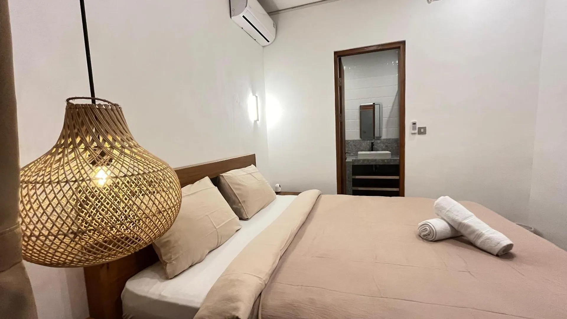 Della Rossa Villa Seminyak